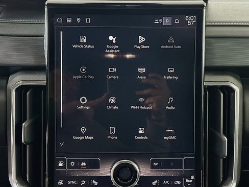 Used 2025 GMC Acadia Elevation image 21