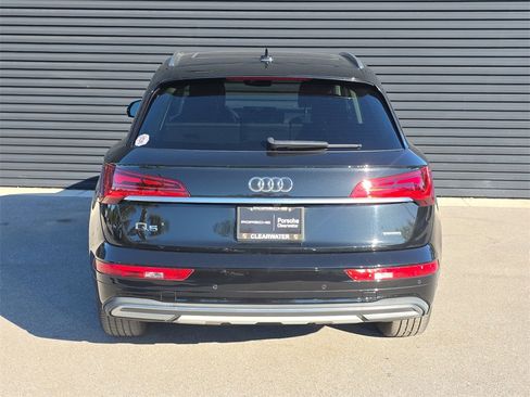 Used 2022 Audi Q5 2.0T Premium w/ Convenience Package image 6