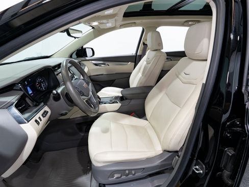 Used 2021 Cadillac XT5 Premium Luxury AWD/4WD image 15