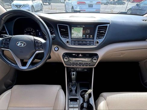 Used 2017 Hyundai Tucson Limited image 20