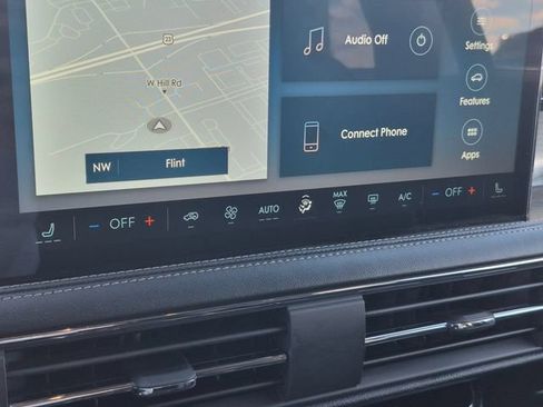 Certified 2024 Lincoln Corsair AWD image 22