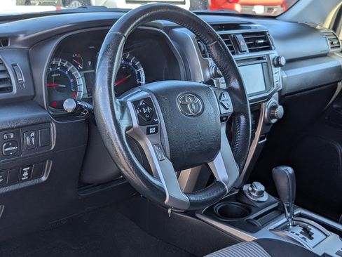 Used 2018 Toyota 4Runner SR5 image 15