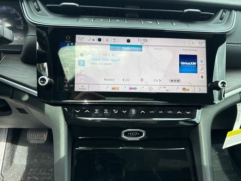 New 2026 Jeep Grand Cherokee Limited Reserve image 12