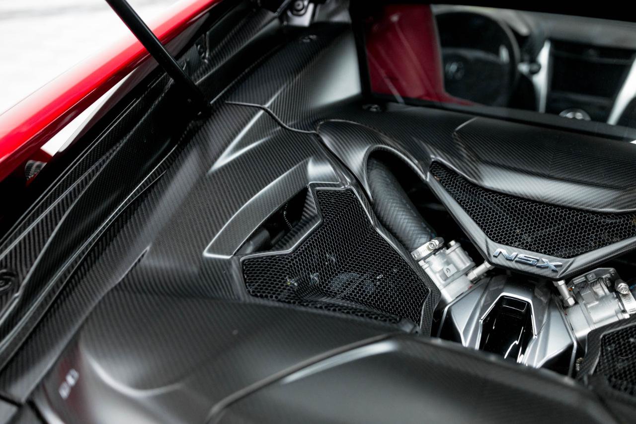 Used 2017 Acura NSX AWD/4WD image 72