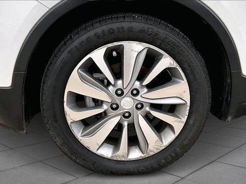 Used 2018 Buick Encore Preferred image 10