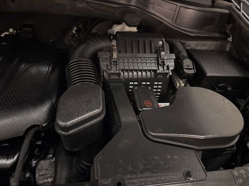 Used 2014 Hyundai Santa Fe Sport w/ Popular Equipment Package 02 image 24