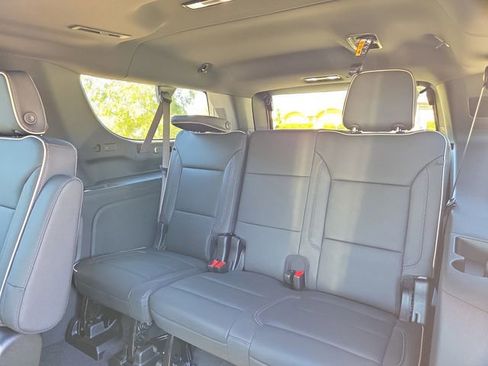 New 2026 GMC Yukon XL Elevation w/ Elevation Premium Package image 10