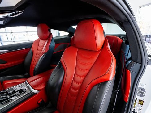 Used 2025 BMW 840i Coupe w/ M Sport Professional Package image 39