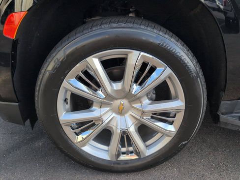 Used 2023 Chevrolet Tahoe High Country AWD/4WD image 9