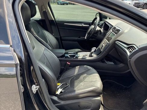 Used 2014 Ford Fusion Titanium AWD/4WD image 23
