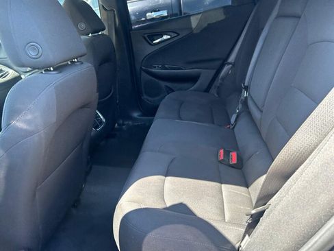 Used 2023 Chevrolet Malibu LT FWD image 13