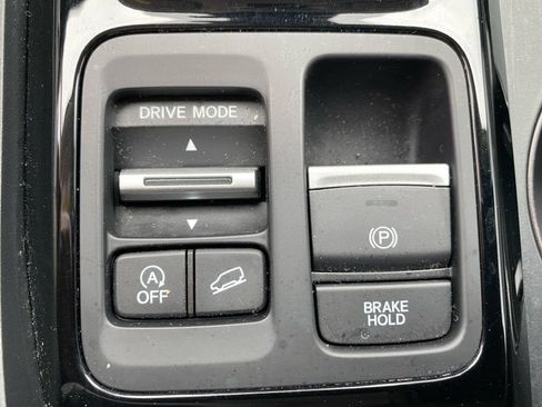 Used 2023 Honda Pilot EX-L image 41