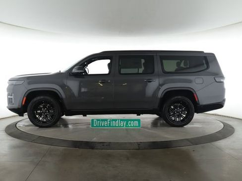 New 2026 Jeep Grand Wagoneer L Limited AWD/4WD image 9