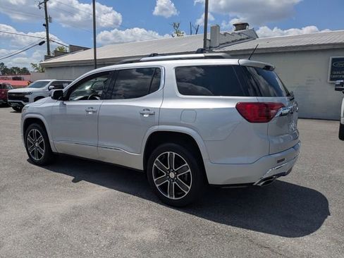 Used 2017 GMC Acadia Denali w/ Technology Package image 6