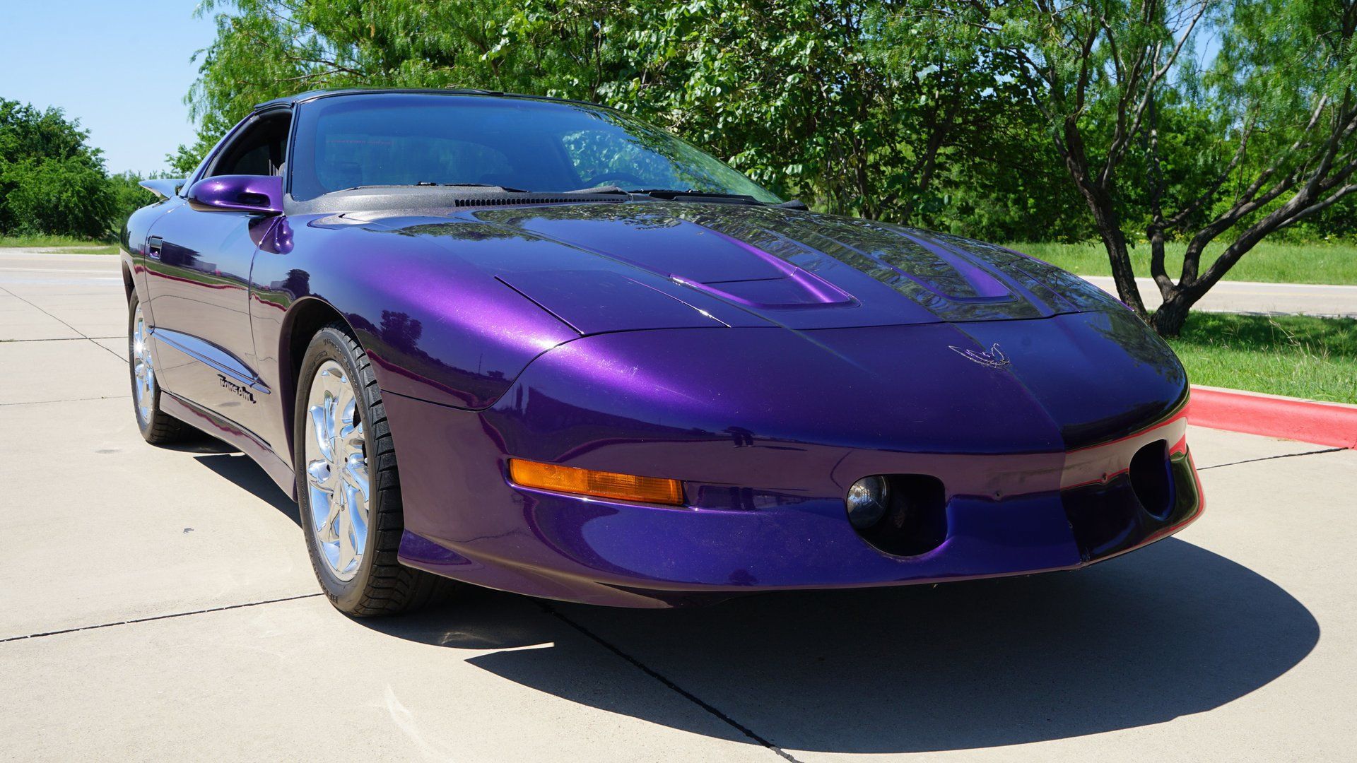 Used 1997 Pontiac Firebird Trans Am RWD image 21