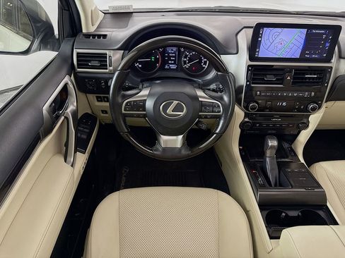Used 2023 Lexus GX 460 Luxury w/ Accessory Package image 23