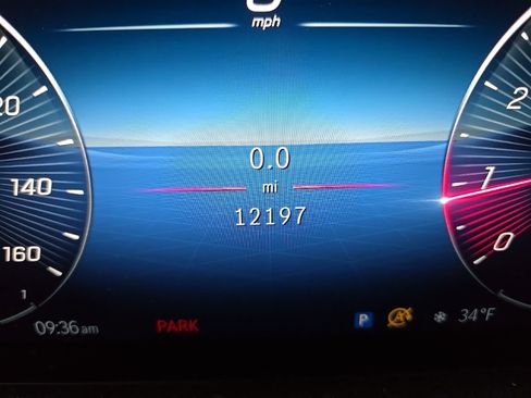 Certified 2024 Mercedes-Benz GLA 250 4MATIC image 9