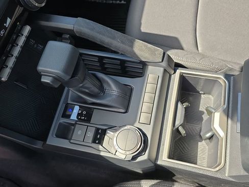 Used 2026 Toyota Tacoma SR5 AWD/4WD image 25