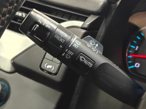 Used 2018 GMC Yukon SLE w/ SLE Value Package AWD/4WD image 42