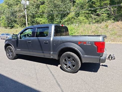 Used 2018 Ford F150 Lariat w/ Equipment Group 502A Luxury AWD/4WD image 5