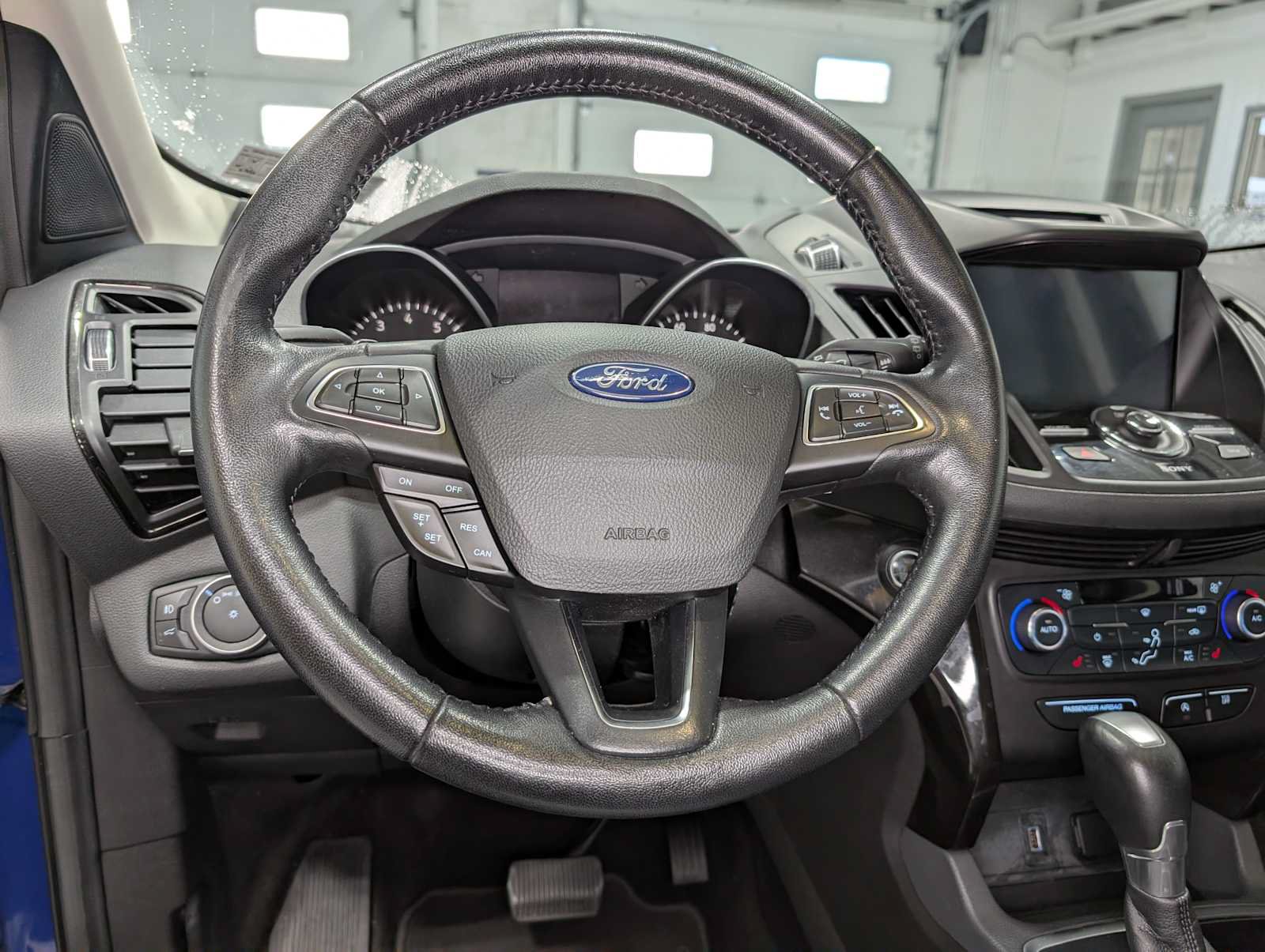 Used 2017 Ford Escape Titanium AWD/4WD image 37
