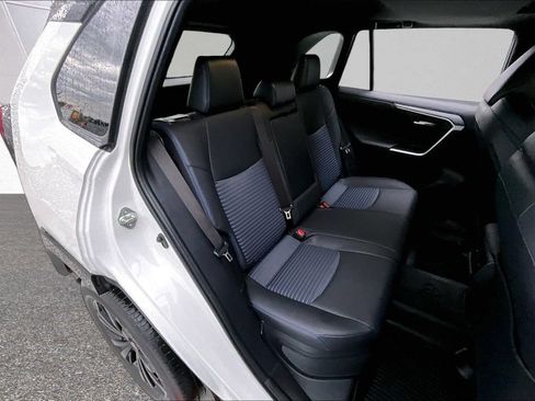 Certified 2022 Toyota RAV4 XSE w/ XSE Grade Weather Package AWD/4WD image 28