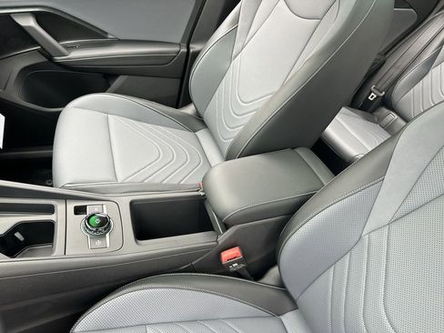 New 2026 Volkswagen Tiguan SE R-Line image 21