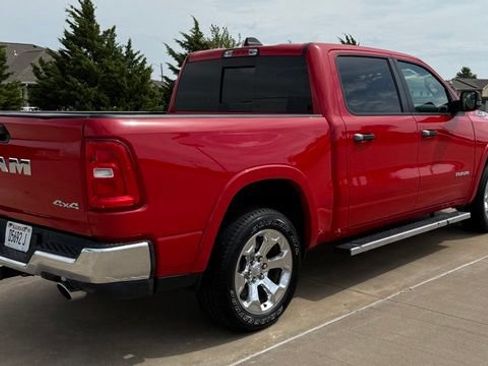 Used 2025 RAM 1500 Big Horn AWD/4WD image 9