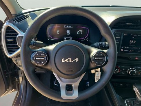 Used 2024 Kia Soul LX w/ Option Group 015 FWD image 20