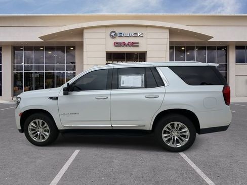 Used 2021 GMC Yukon SLT w/ SLT Premium Package RWD image 9