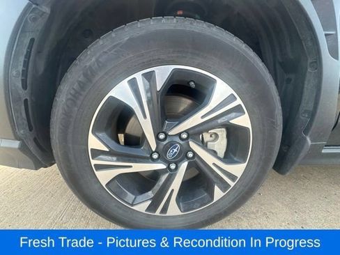 Used 2024 Subaru Crosstrek 2.5i Premium AWD/4WD image 10