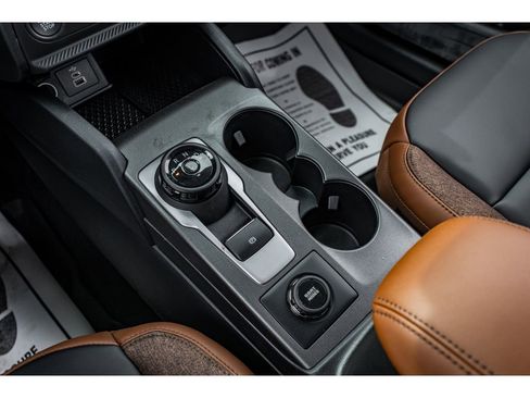New 2026 Ford Bronco Sport Outer Banks w/ Outer Banks Tech Package+ AWD/4WD image 18