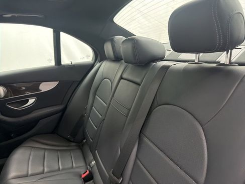 Used 2019 Mercedes-Benz C 300 4MATIC Sedan image 17