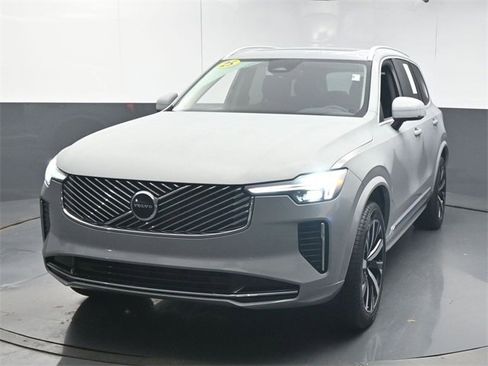 Used 2025 Volvo XC90 B6 Core w/ Protection Package image 3