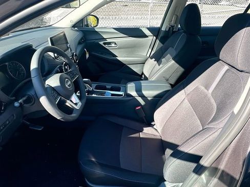 New 2025 Nissan Sentra SV w/ All-Weather Package image 9
