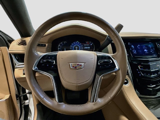 Used 2020 Cadillac Escalade Platinum AWD/4WD image 9
