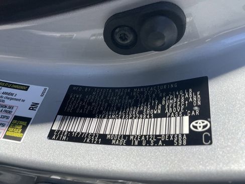 Used 2025 Toyota Corolla SE image 8