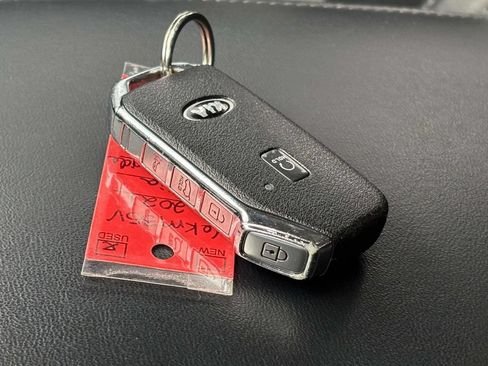 Used 2024 Mitsubishi Outlander Sport AWD image 14