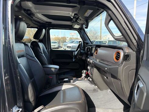 Used 2022 Jeep Gladiator Mojave w/ LED Lighting Group image 16