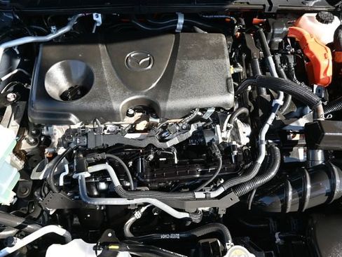 Used 2025 MAZDA CX-50 AWD 2.5 Hybrid w/ Premium Pkg image 17
