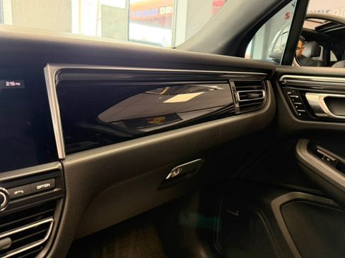 Used 2021 Porsche Macan S AWD/4WD image 37
