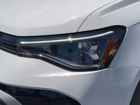 Used 2025 Volkswagen Taos S image 7