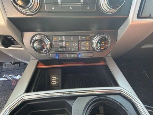 Used 2019 Ford F250 King Ranch w/ King Ranch Ultimate Package AWD/4WD image 16
