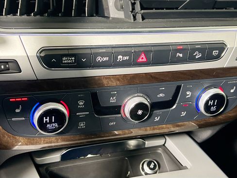 Used 2018 Audi Q7 2.0T Premium Plus image 27