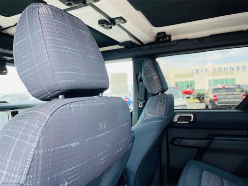 New 2025 Ford Bronco Heritage Edition AWD/4WD image 21