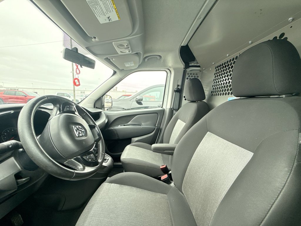 Used 2019 RAM ProMaster City Tradesman SLT FWD image 9