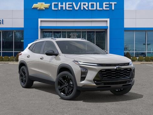 New 2026 Chevrolet Trax ACTIV w/ Driver Confidence Package FWD image 7