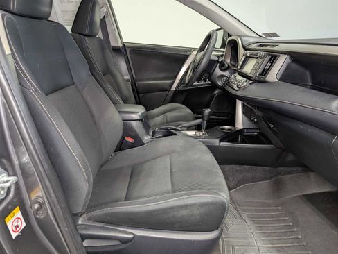Used 2013 Toyota RAV4 XLE image 41
