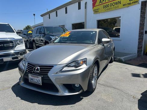 Used 2016 Lexus IS 200t RWD image 5