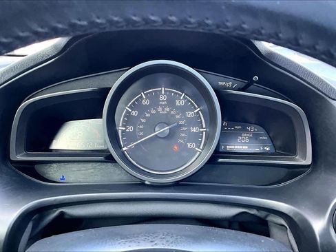 Used 2017 MAZDA MAZDA3 Touring image 26